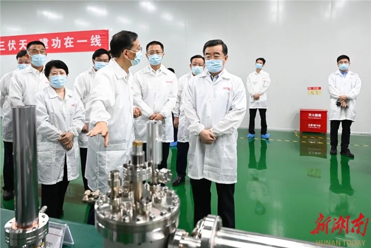 湖南省委书记、省人大常委会主任张庆伟调研四十八所
